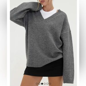 Rumored Hunter V-Neck Sweater, Charcoal, Size Medium.